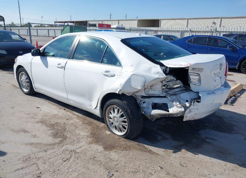 Photo 3 of 2010 Toyota Camry LE (VIN 4T1BF3EK4AU563268)