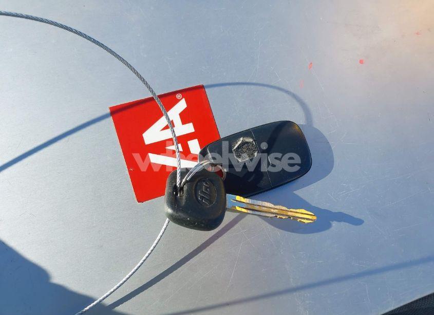 Photo 11 of 2010 Toyota Camry LE (VIN 4T1BF3EK4AU568857)