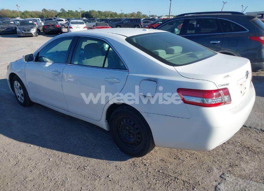 Photo 3 of 2010 Toyota Camry LE (VIN 4T1BF3EK4AU568857)
