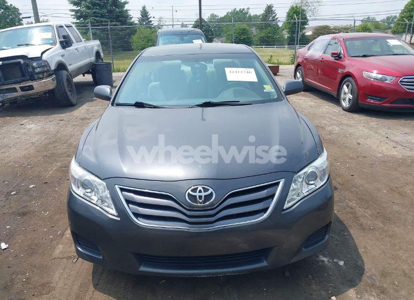 Photo 12 of 2011 Toyota Camry LE (VIN 4T1BF3EK4BU128171)