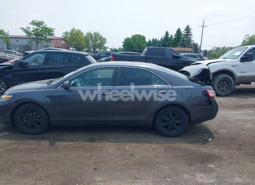 Photo 14 of 2011 Toyota Camry LE (VIN 4T1BF3EK4BU128171)