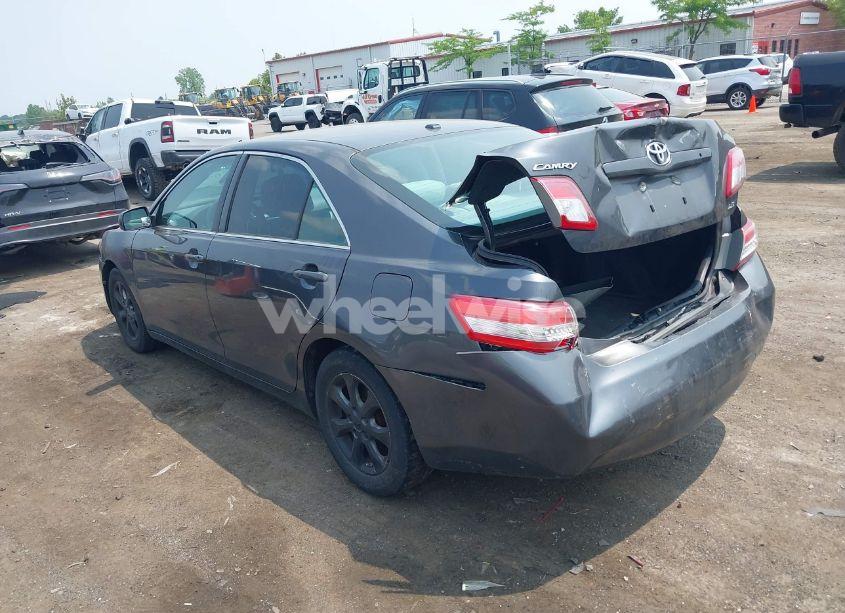 Photo 3 of 2011 Toyota Camry LE (VIN 4T1BF3EK4BU128171)