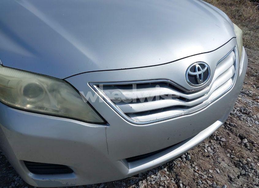 Photo 13 of 2011 Toyota Camry LE (VIN 4T1BF3EK4BU132771)