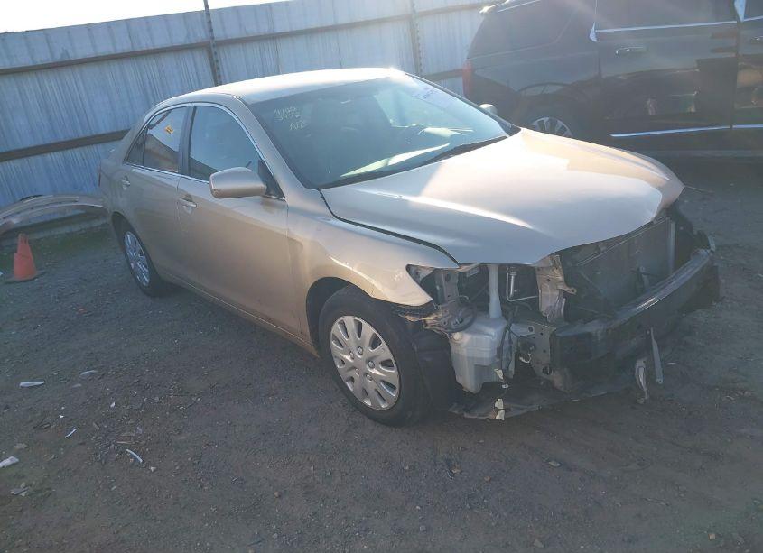 2011 Toyota Camry LE (VIN 4T1BF3EK4BU146279) main photo