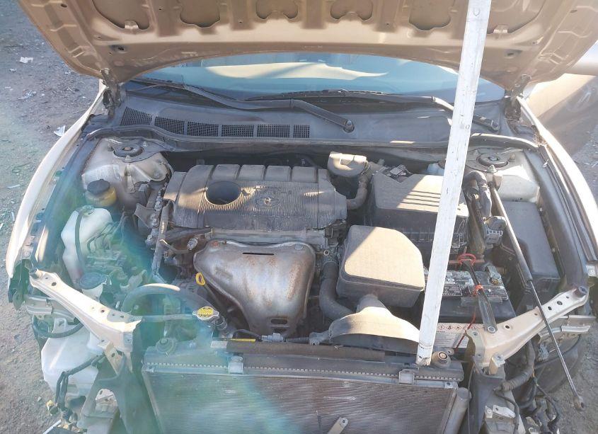 Photo 10 of 2011 Toyota Camry LE (VIN 4T1BF3EK4BU146279)