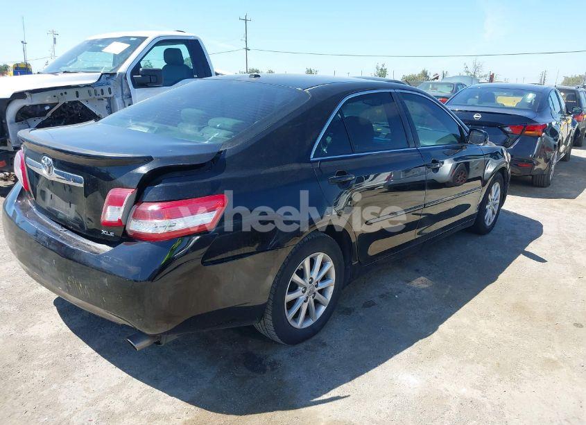 Photo 4 of 2011 Toyota Camry XLE (VIN 4T1BF3EK4BU154530)