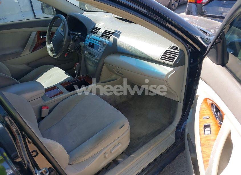 Photo 5 of 2011 Toyota Camry XLE (VIN 4T1BF3EK4BU154530)