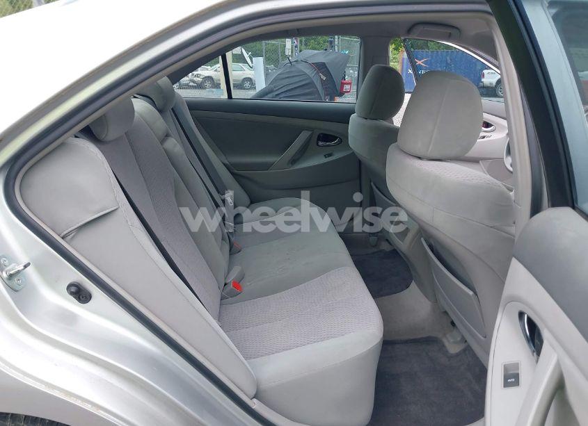 Photo 8 of 2011 Toyota Camry LE (VIN 4T1BF3EK4BU161767)