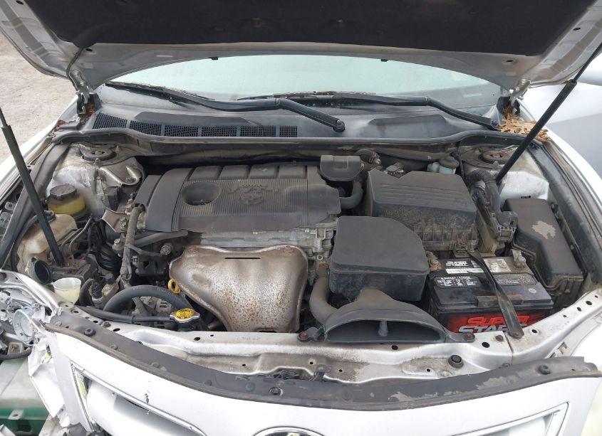 Photo 10 of 2011 Toyota Camry LE (VIN 4T1BF3EK4BU183669)