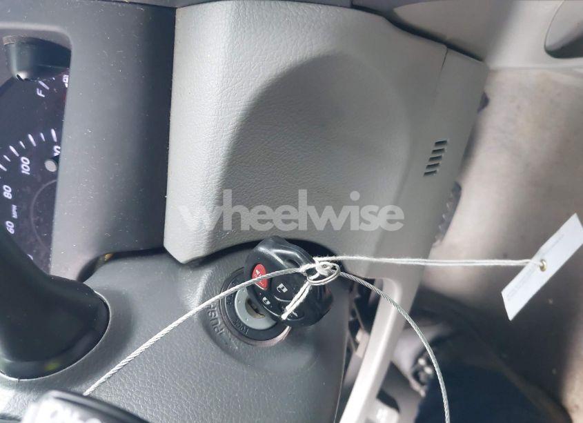 Photo 11 of 2011 Toyota Camry LE (VIN 4T1BF3EK4BU201510)