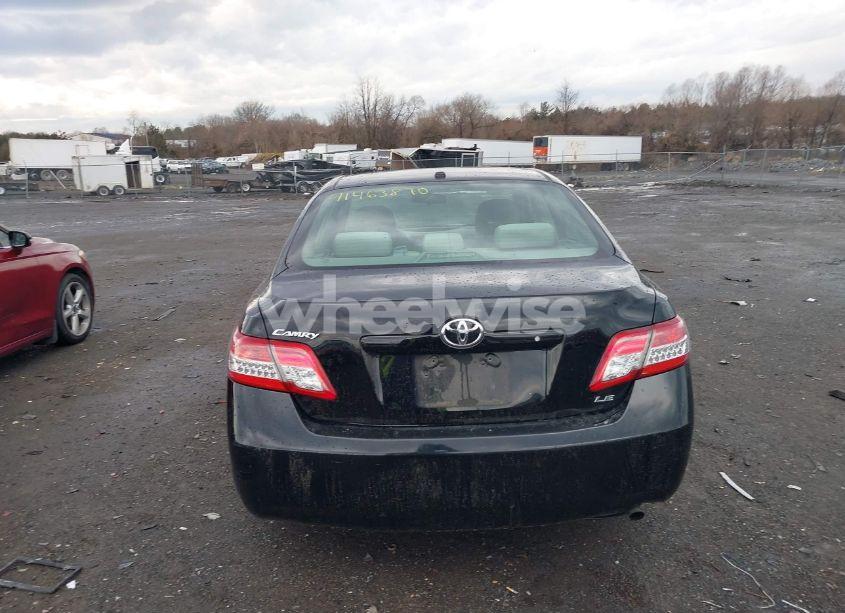 Photo 16 of 2011 Toyota Camry LE (VIN 4T1BF3EK4BU201510)
