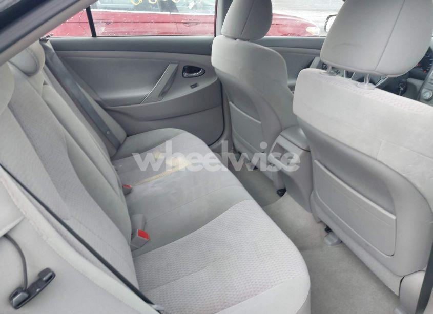 Photo 8 of 2011 Toyota Camry LE (VIN 4T1BF3EK4BU201510)