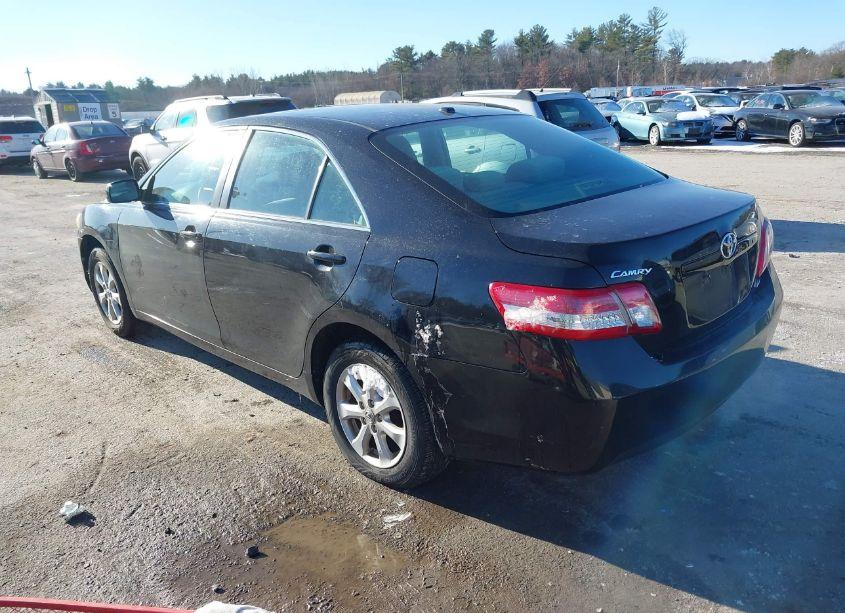 Photo 3 of 2011 Toyota Camry LE (VIN 4T1BF3EK4BU210708)