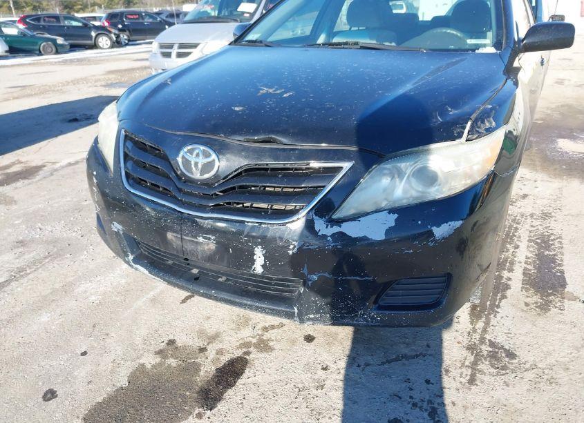 Photo 6 of 2011 Toyota Camry LE (VIN 4T1BF3EK4BU210708)