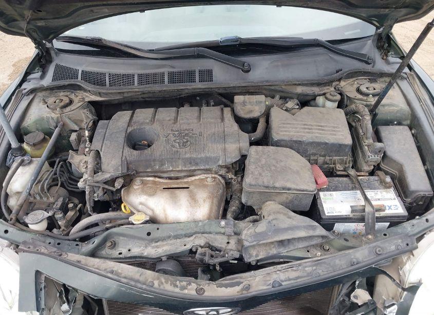 Photo 10 of 2011 Toyota Camry LE (VIN 4T1BF3EK4BU582551)