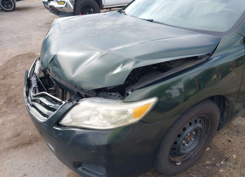 Photo 13 of 2011 Toyota Camry LE (VIN 4T1BF3EK4BU582551)