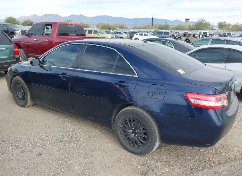 Photo 3 of 2011 Toyota Camry LE (VIN 4T1BF3EK4BU590035)