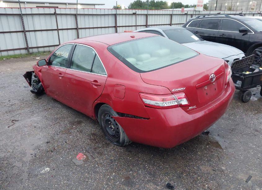 Photo 3 of 2011 Toyota Camry LE (VIN 4T1BF3EK4BU606153)