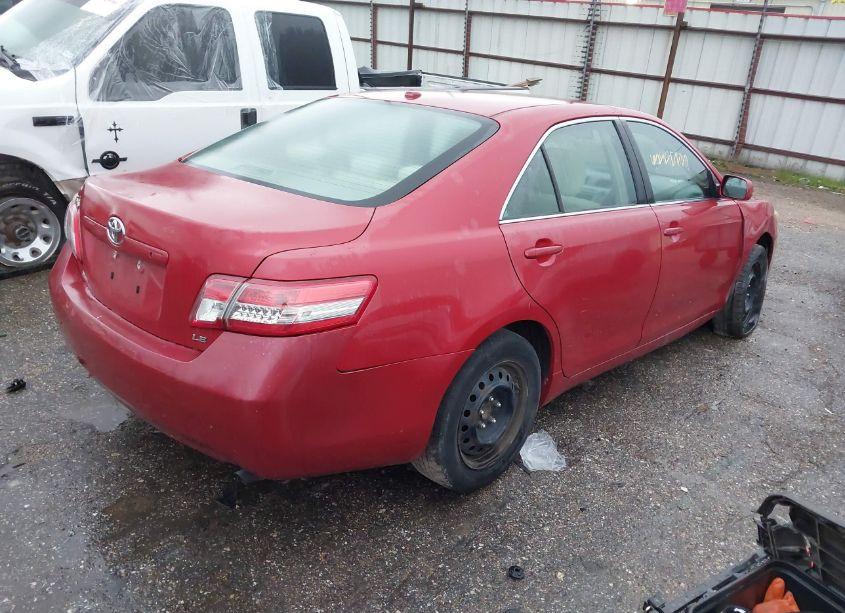 Photo 4 of 2011 Toyota Camry LE (VIN 4T1BF3EK4BU606153)