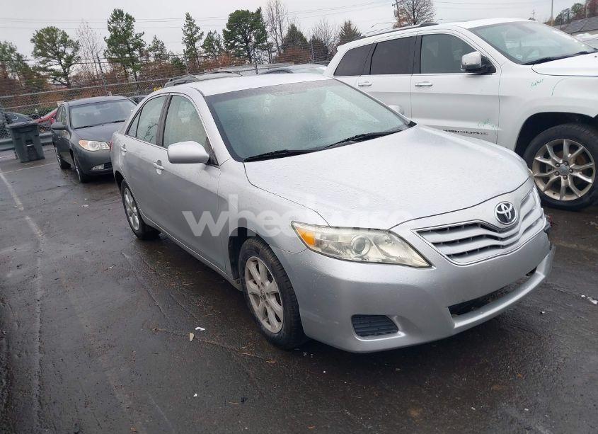 2011 Toyota Camry LE (VIN 4T1BF3EK4BU615192) main photo