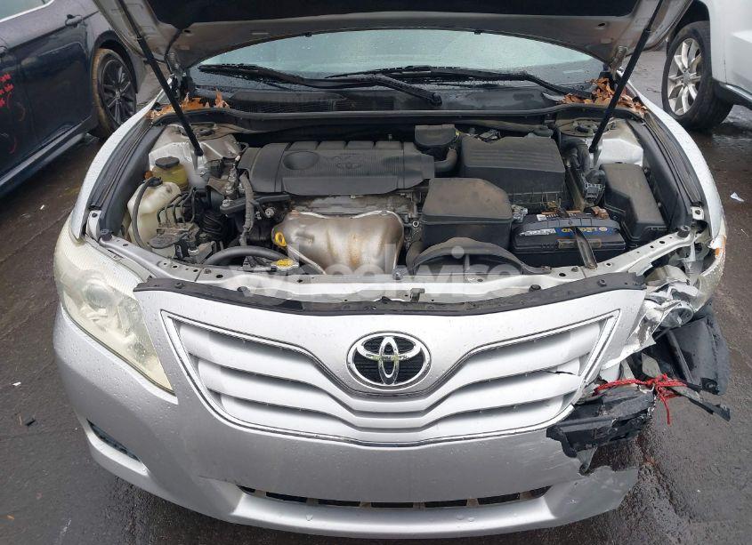 Photo 10 of 2011 Toyota Camry LE (VIN 4T1BF3EK4BU615192)