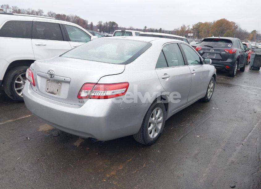 Photo 4 of 2011 Toyota Camry LE (VIN 4T1BF3EK4BU615192)