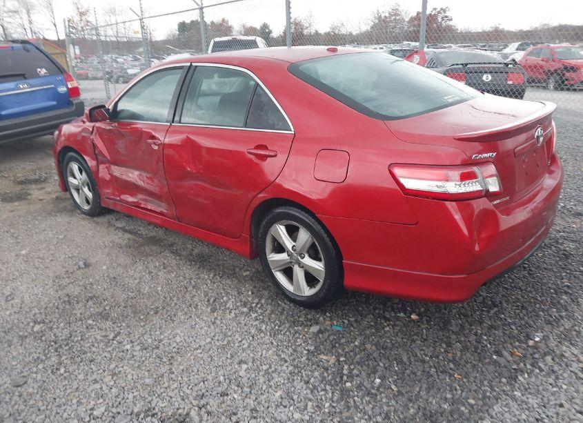 Photo 3 of 2011 Toyota Camry SE (VIN 4T1BF3EK4BU625561)