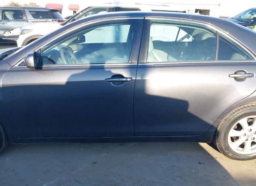 Photo 14 of 2011 Toyota Camry LE (VIN 4T1BF3EK4BU632171)