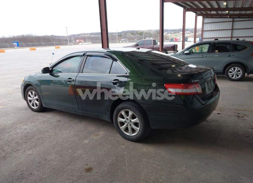 Photo 3 of 2011 Toyota Camry LE (VIN 4T1BF3EK4BU635300)