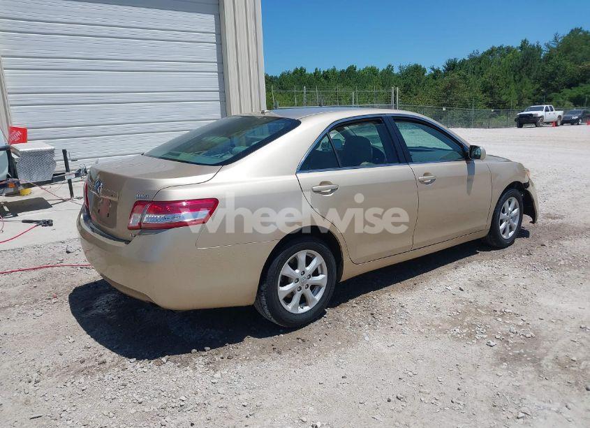 Photo 4 of 2011 Toyota Camry LE (VIN 4T1BF3EK4BU647480)
