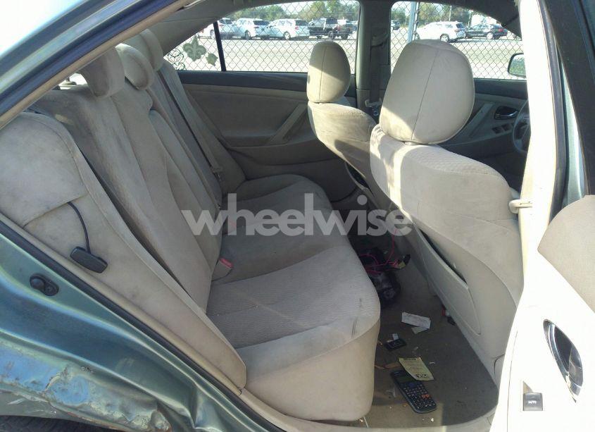 Photo 8 of 2011 Toyota Camry LE (VIN 4T1BF3EK4BU684674)