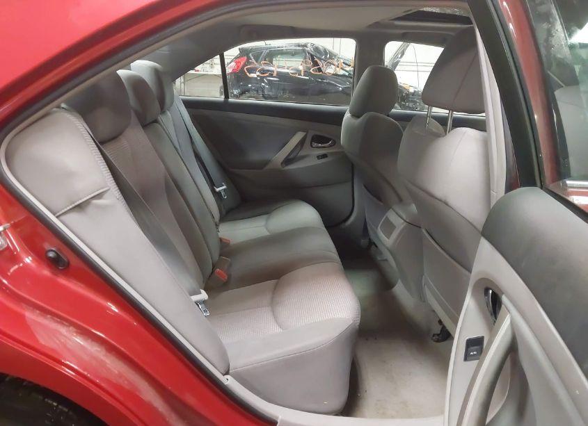 Photo 8 of 2011 Toyota Camry SE (VIN 4T1BF3EK4BU695416)