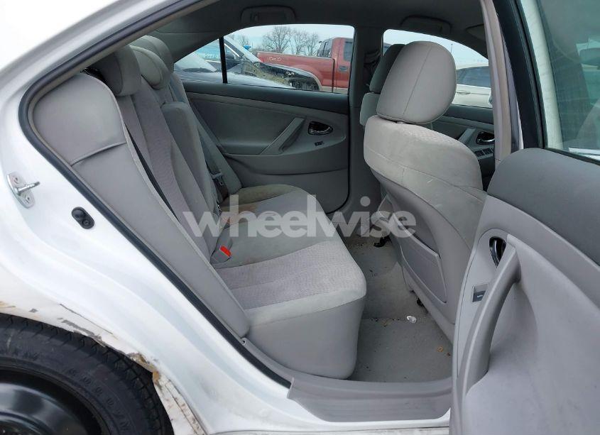 Photo 8 of 2011 Toyota Camry (VIN 4T1BF3EK4BU698851)