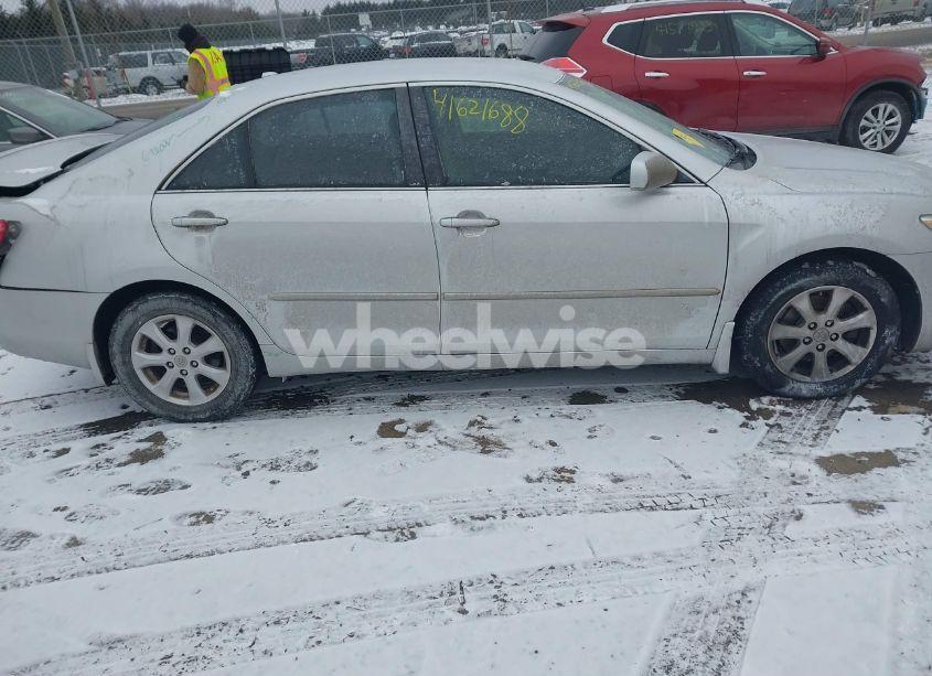 Photo 13 of 2011 Toyota Camry LE (VIN 4T1BF3EK4BU727507)