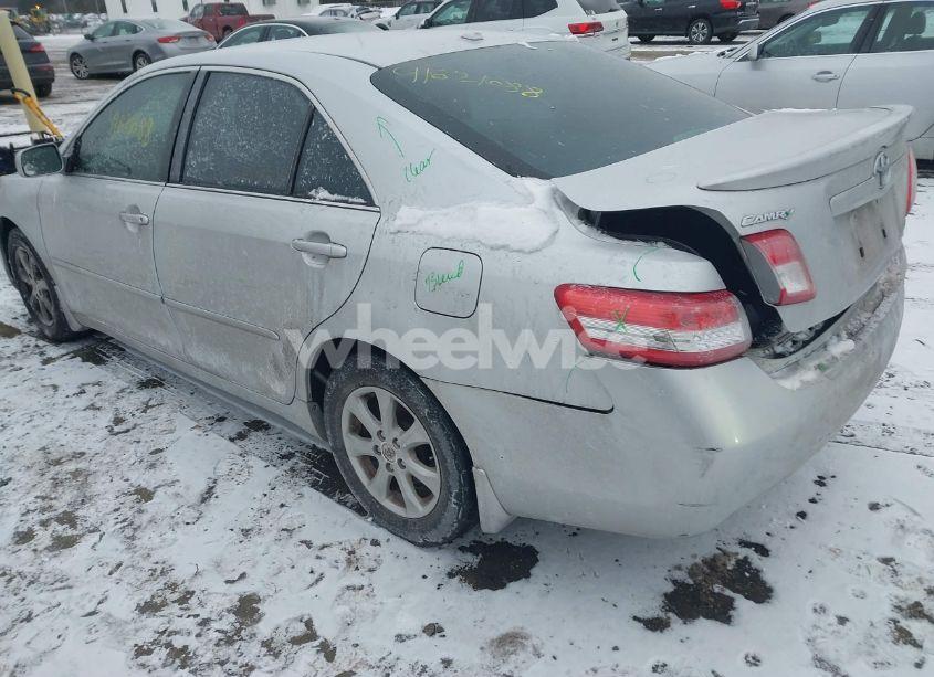 Photo 3 of 2011 Toyota Camry LE (VIN 4T1BF3EK4BU727507)