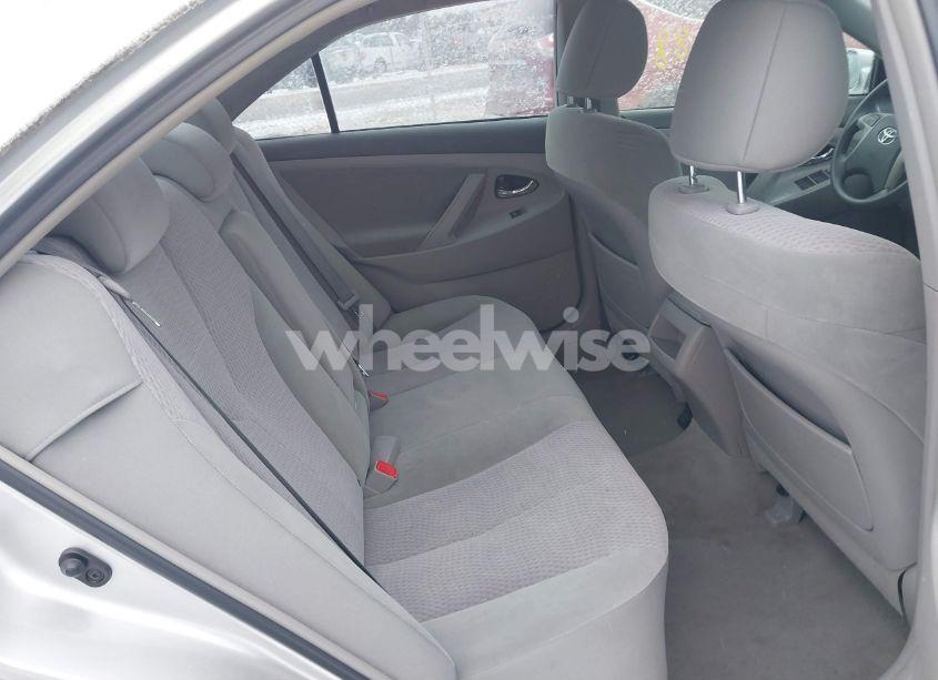 Photo 8 of 2011 Toyota Camry LE (VIN 4T1BF3EK4BU727507)