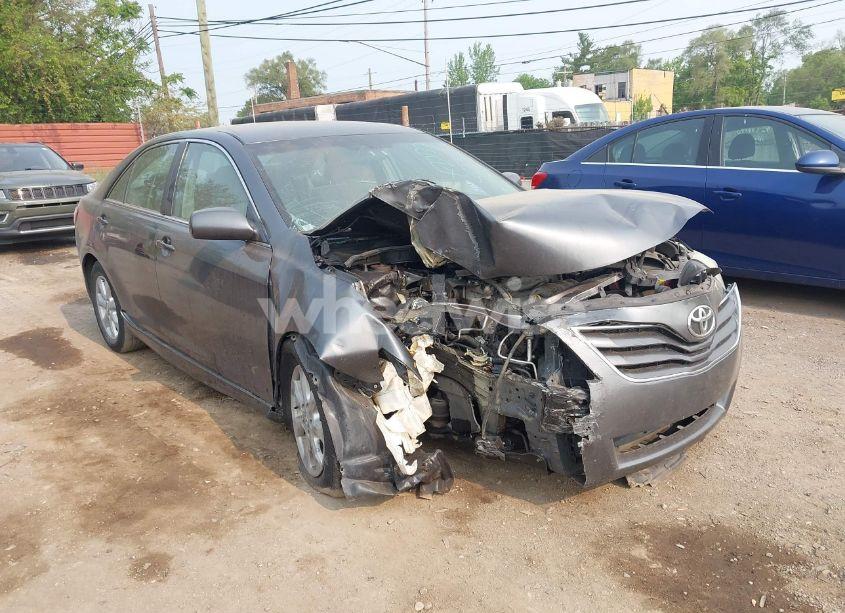 2011 Toyota Camry LE (VIN 4T1BF3EK4BU728107) main photo