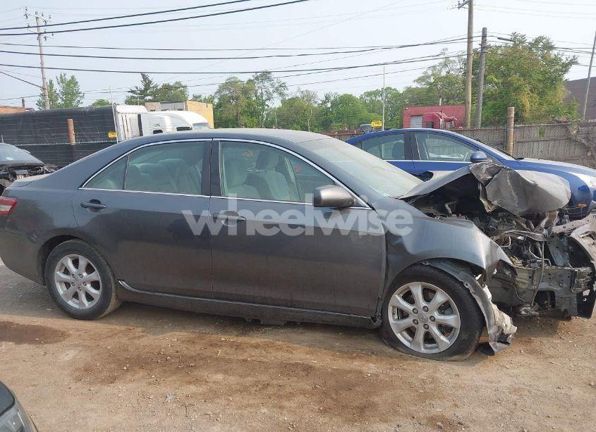 Photo 12 of 2011 Toyota Camry LE (VIN 4T1BF3EK4BU728107)