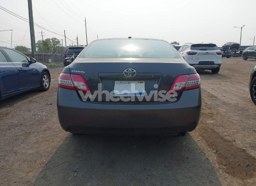 Photo 15 of 2011 Toyota Camry LE (VIN 4T1BF3EK4BU728107)