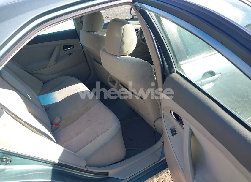 Photo 8 of 2011 Toyota Camry LE (VIN 4T1BF3EK4BU728351)