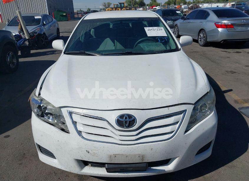 Photo 12 of 2011 Toyota Camry LE (VIN 4T1BF3EK4BU740242)