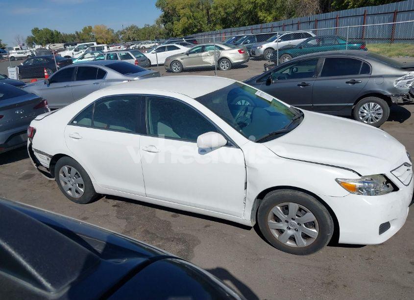 Photo 13 of 2011 Toyota Camry LE (VIN 4T1BF3EK4BU740242)