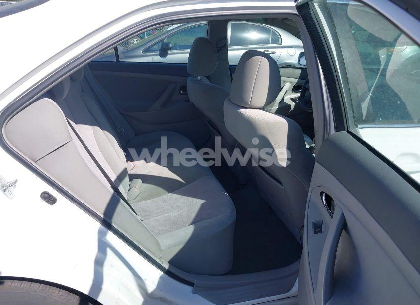 Photo 8 of 2011 Toyota Camry LE (VIN 4T1BF3EK4BU740242)