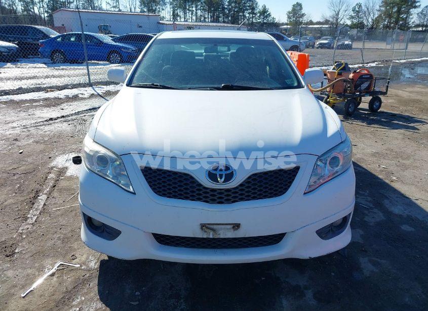 Photo 12 of 2011 Toyota Camry SE (VIN 4T1BF3EK4BU741052)