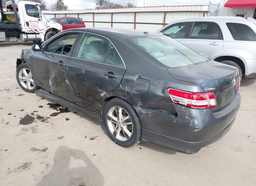 Photo 3 of 2011 Toyota Camry SE (VIN 4T1BF3EK4BU753363)