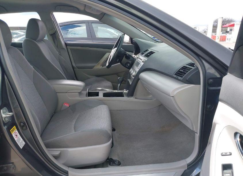 Photo 5 of 2011 Toyota Camry SE (VIN 4T1BF3EK4BU753363)