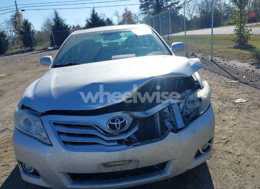 Photo 12 of 2011 Toyota Camry XLE (VIN 4T1BF3EK4BU762323)