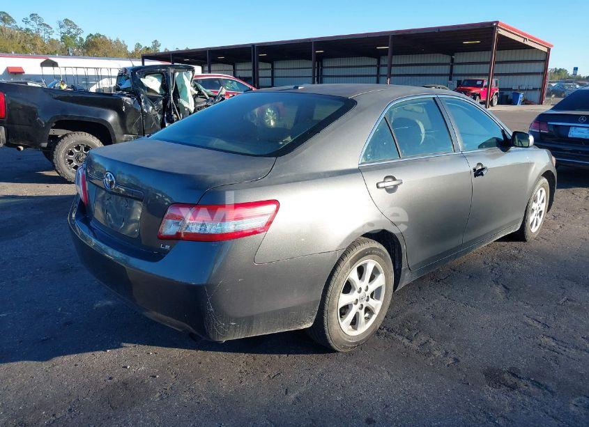 Photo 4 of 2011 Toyota Camry LE (VIN 4T1BF3EK4BU763116)