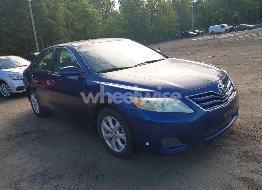 2011 Toyota Camry LE/SE/XLE (VIN 4T1BF3EK4BU763620) main photo