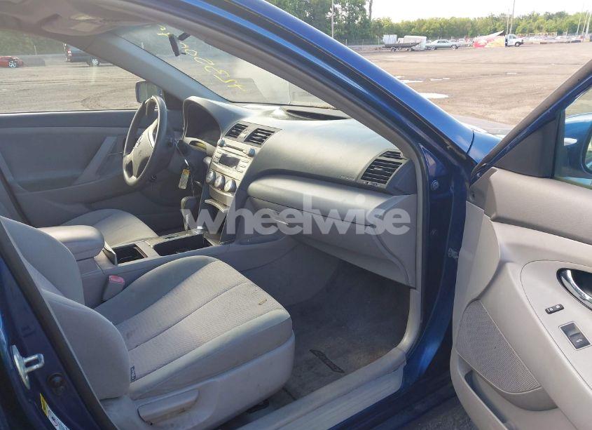 Photo 5 of 2011 Toyota Camry LE/SE/XLE (VIN 4T1BF3EK4BU763620)